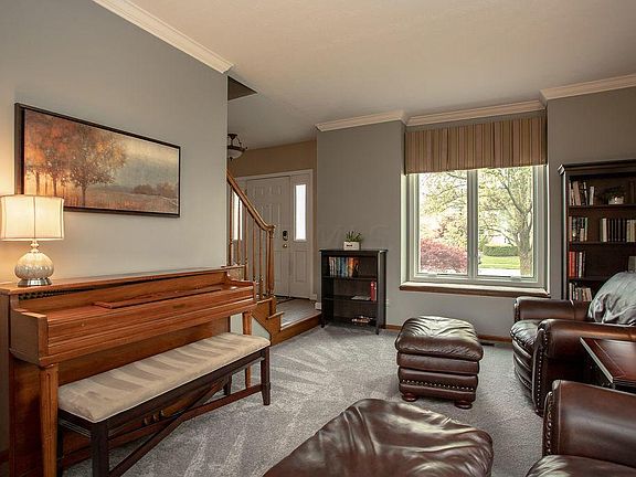 3rd image of 5814 Tara Hill Dr