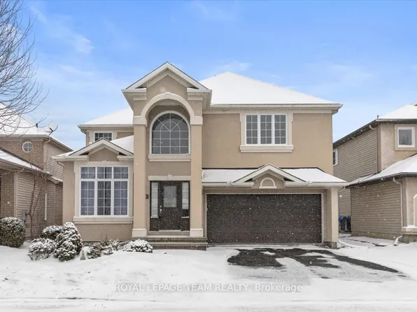 3728 Mountain Meadows Cres, Ottawa, ON K1V 1V7