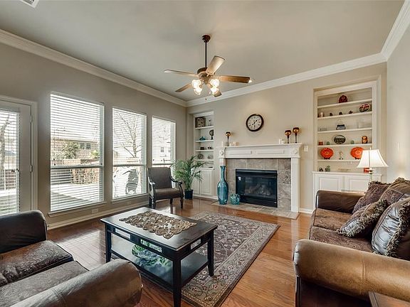 4th image of 1560 Water Way Ct