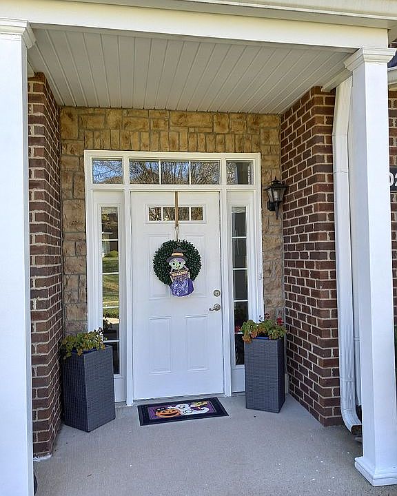 1st image of 10208 Overlook Meadows Pl