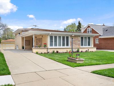 417 N Prospect Manor Ave, Mount Prospect, IL, 60056