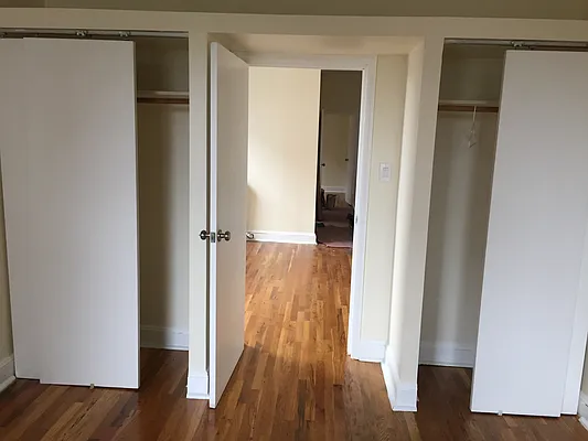 Rented by Premier Metro Realty Corp | media 73