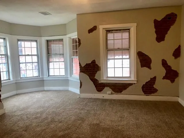 208 Spring St #7 — Photo 4