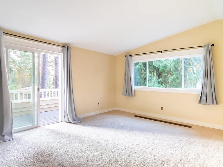 12840 NE 88th St — Photo 29
