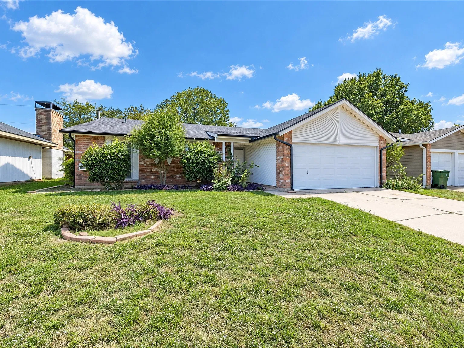 3 bed, 1650 sqft, $2,150 — Photo 3