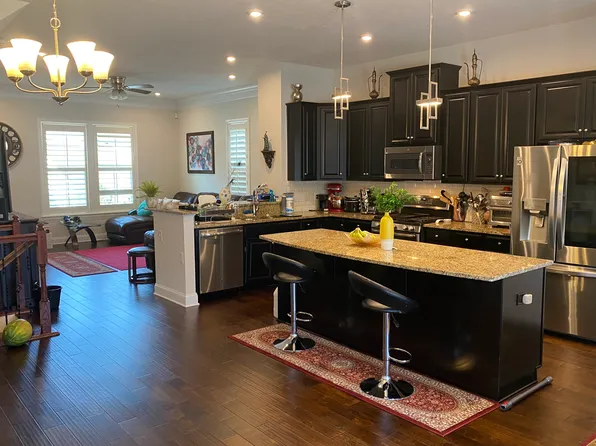 170 Seneca Pl, Mars, PA 16046