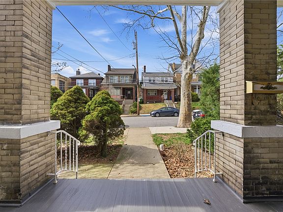 3rd image of 4037 Windsor St
