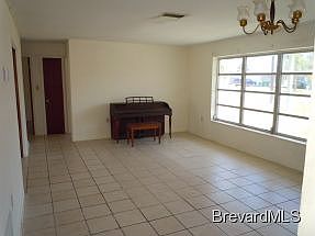 4th image of 209 Ponkapoag Way