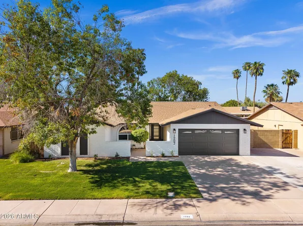 1202 W LOUGHLIN Drive, Chandler, AZ 85224