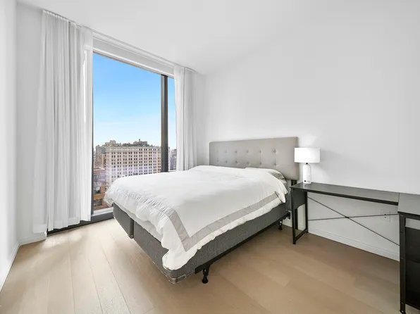 277 5th Avenue image 5 of 15