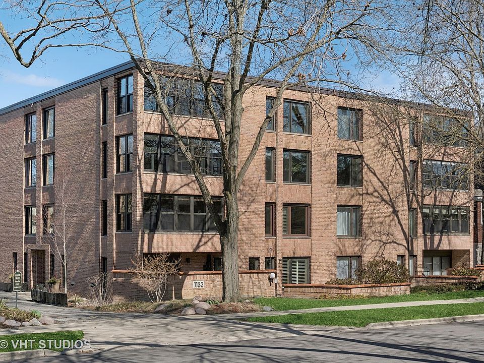 1st image of 1132 Curtiss St APT 2A
