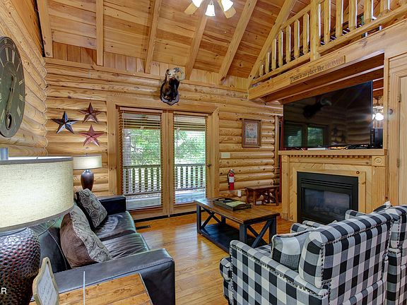 2nd image of 3140 Smoky Ridge Way