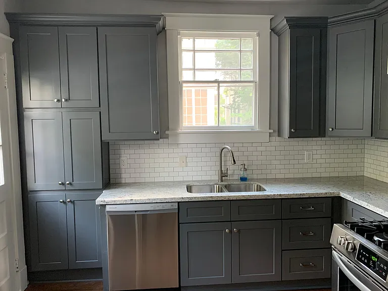 1215 Foucher St — Photo 1