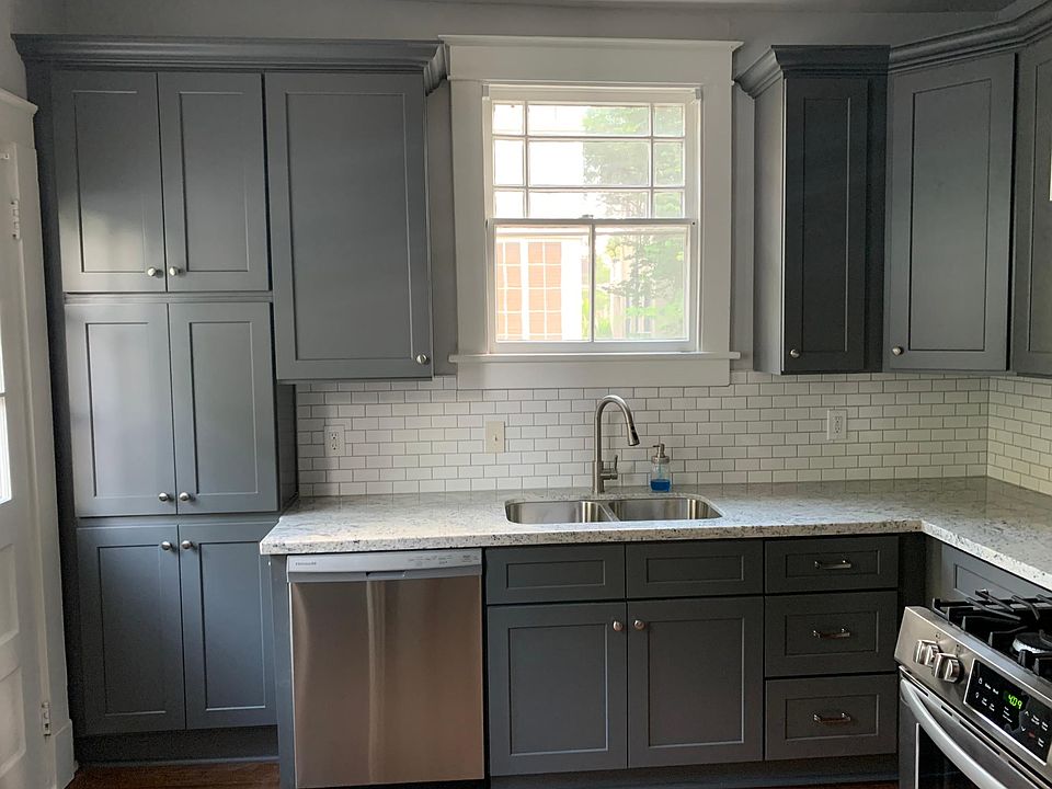 1st image of 1215 Foucher St