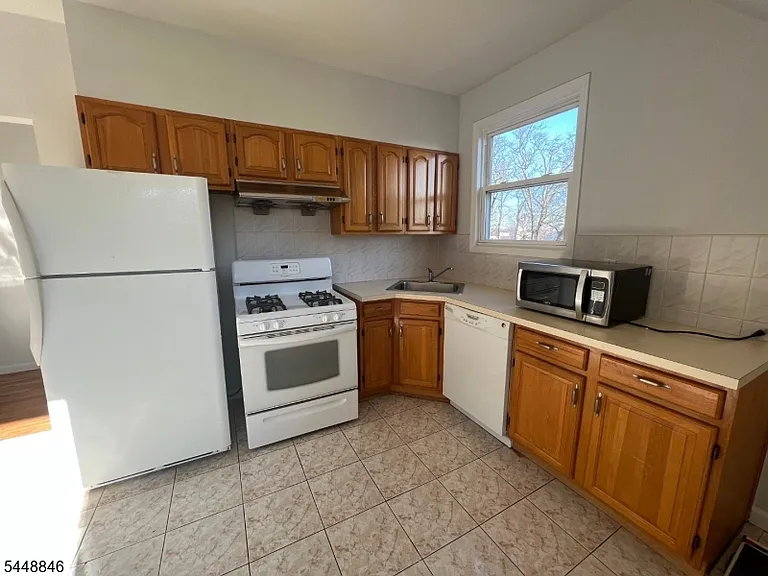 43 S Willow St #5 — Photo 5