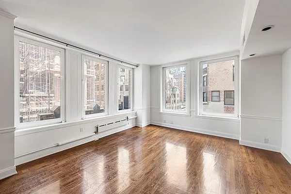 Rented by Nest Seekers International | media 2