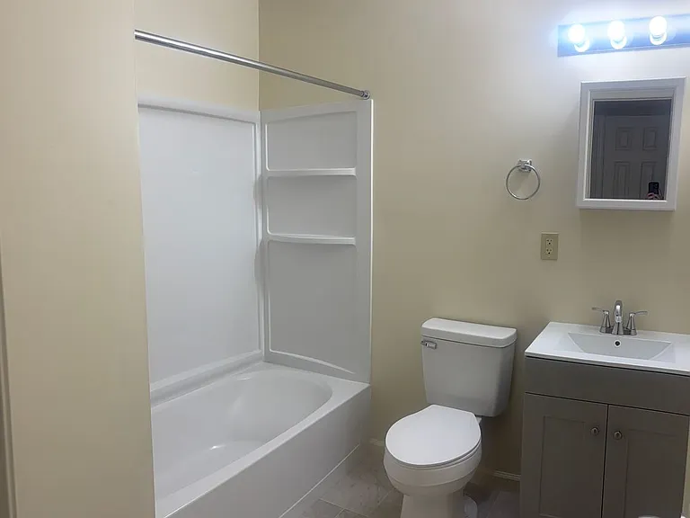 333 Audubon Dr — Photo 6