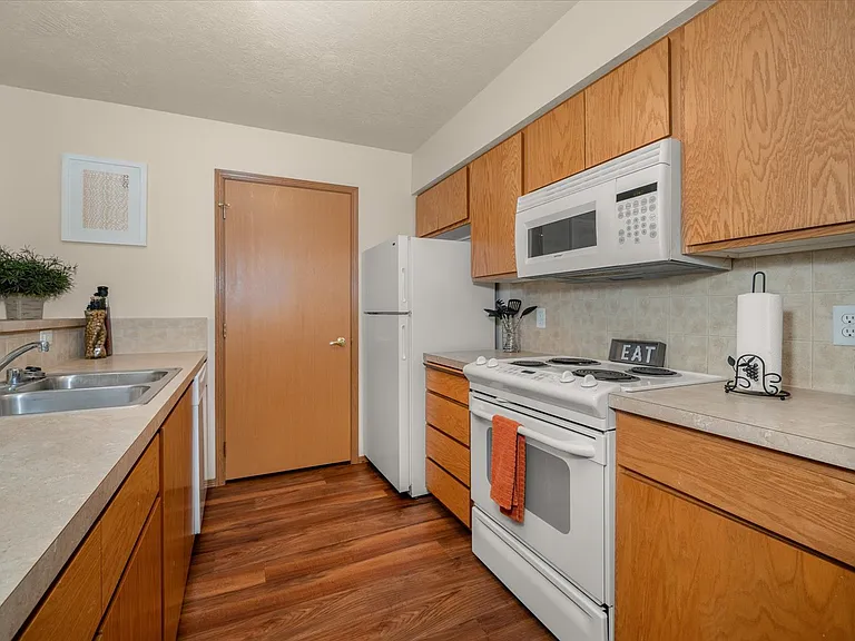 Trestle Creek Apartments — Photo 5