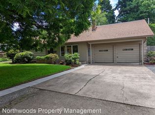 2326 Oakway Ter, Eugene, OR 97401