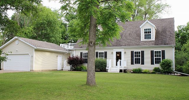 1st image of 85 Parkside Ct
