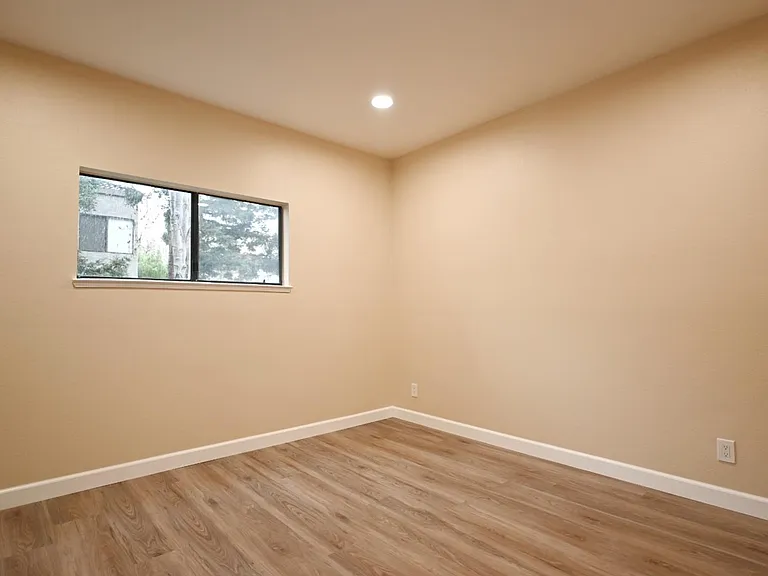 1256 Stanhope Ln #258 — Photo 12
