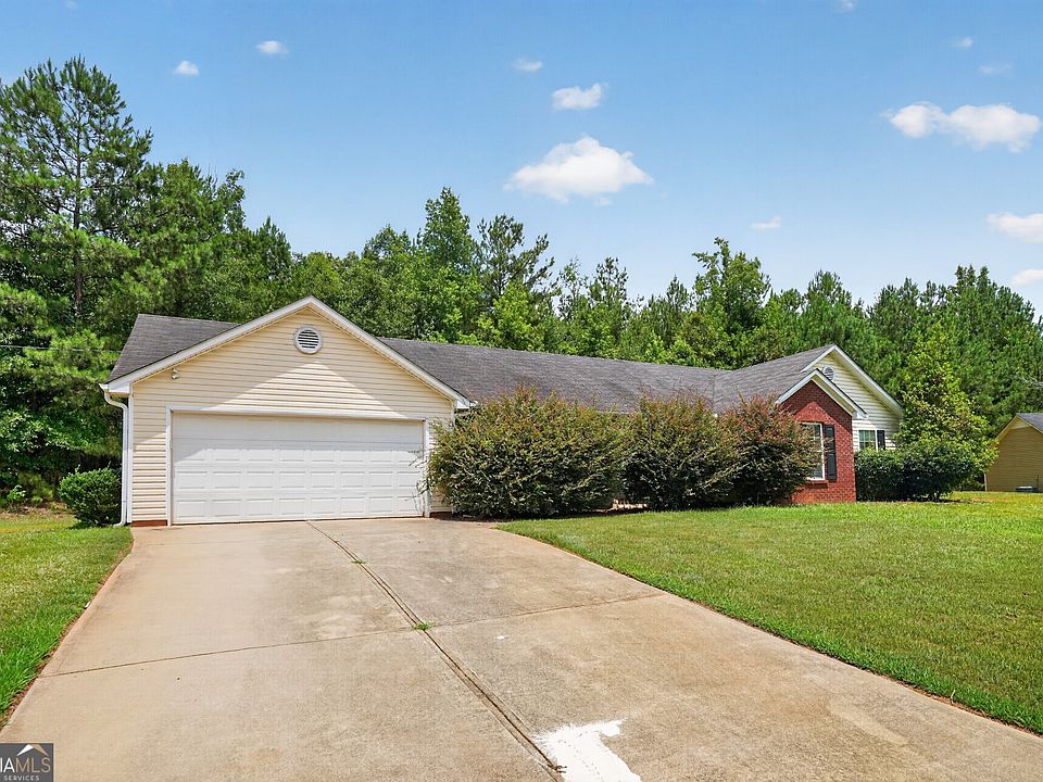 1st image of 25 Halley Ct