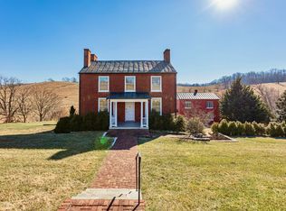 4907 S Lee Hwy, Natural Bridge, VA 24578