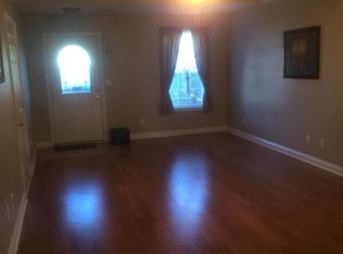 1179 Bloomfield Rd #B, Bardstown, KY 40004