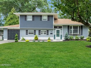 24 Willow Brook Rd, Freehold, NJ 07728
