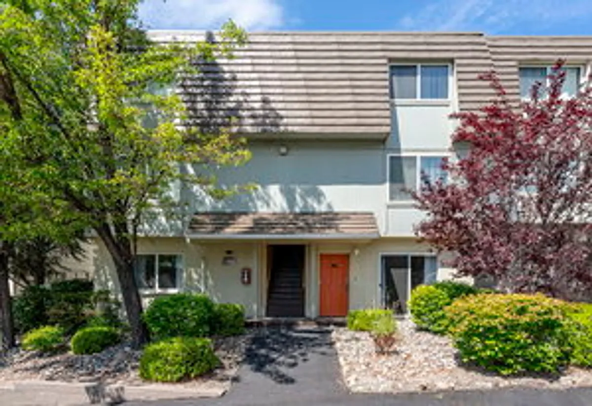 Building Photo - 3905 Covington Way #A