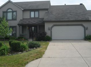 8414 Hunters Knoll Run, Fort Wayne, IN 46825