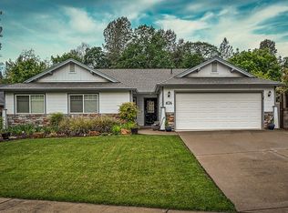 674 Valleybrook Dr, Redding, CA 96003