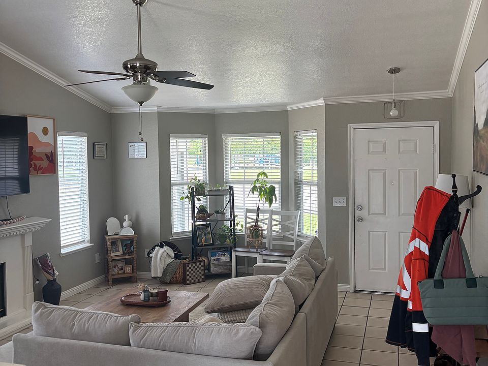 2nd image of 1070 Golden Heights Dr