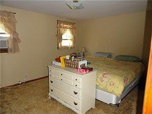 4th image of 277 Forbes Ave