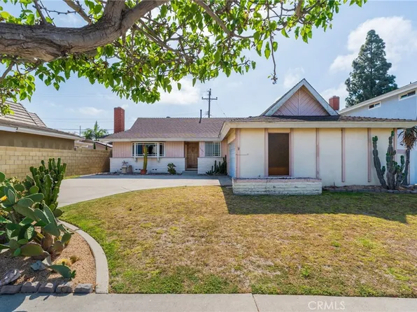 16192 Marjan Ln, Huntington Beach, CA 92647