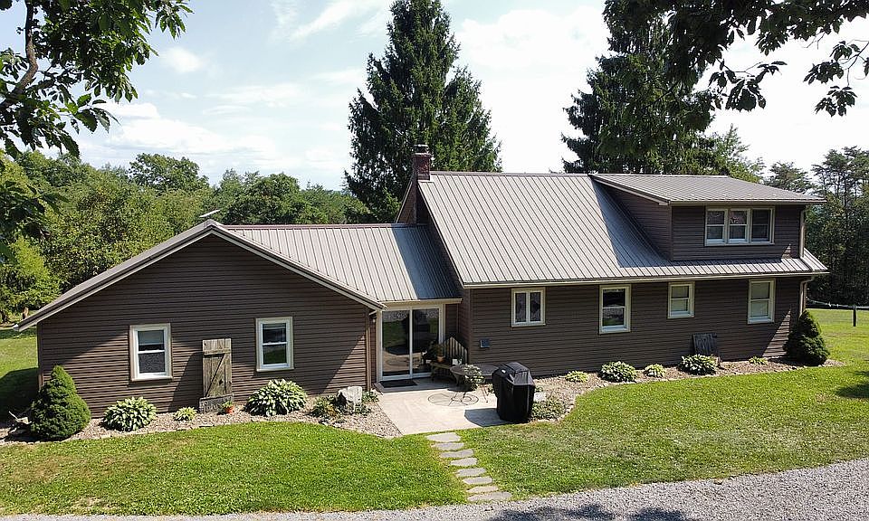 1st image of 830 Clark Hill Rd