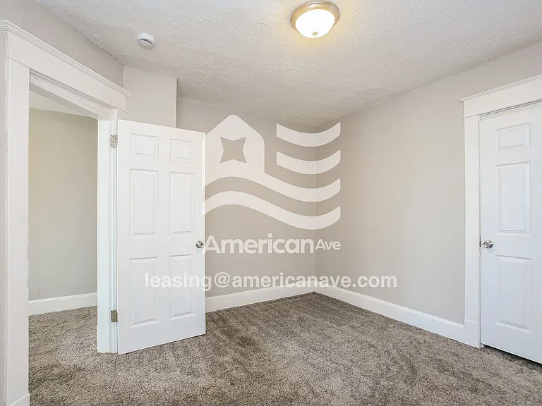 614401_012_wm_-_bedroom_13184349.jpg