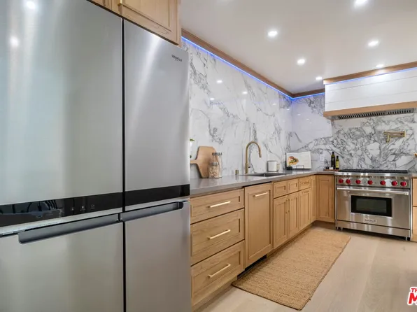 1422 19th St APT D, Santa Monica, CA 90404