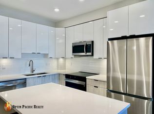 13458 95th Ave #4XX, Surrey, BC V3V 1N5