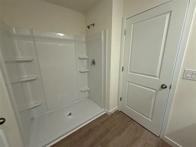 599 Preston Cove Dr — Photo 10