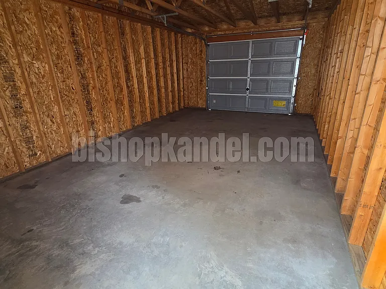 138 Allen Ave — Photo 17