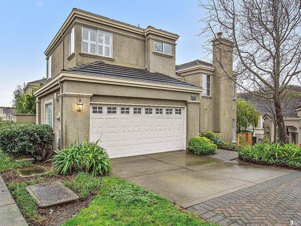 2nd image of 33 Parkgrove Dr