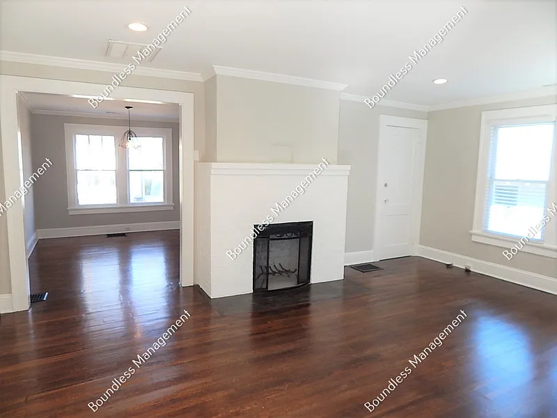 2 bed, 1.0 bath, 948 sqft, $2,520 — Photo 4