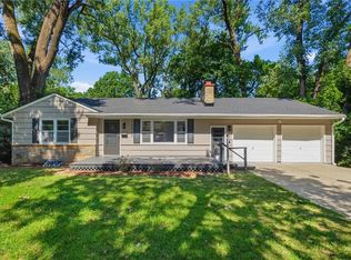 10420 Palmer Ave, Kansas City, MO 64134