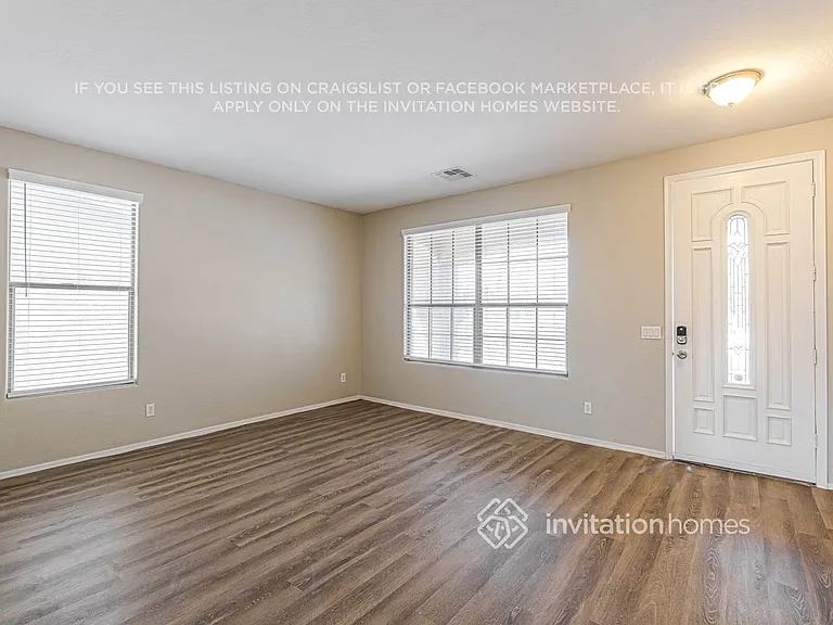 6826 S 30th Ln — Photo 9