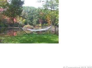44 Bell Pond Dr, Wethersfield, CT 06109
