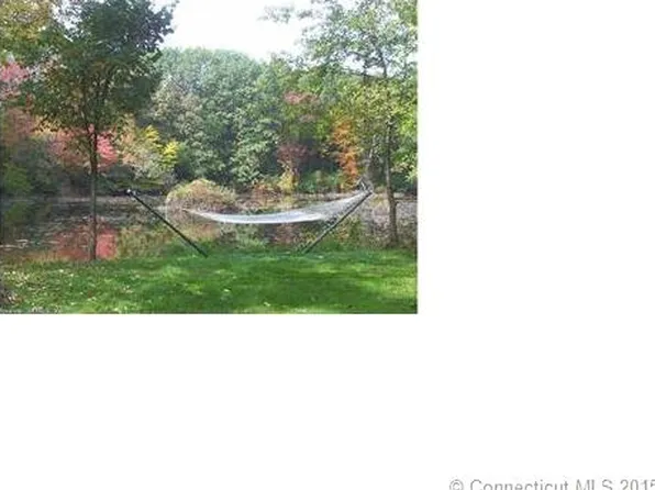 44 Bell Pond Dr, Wethersfield, CT 06109