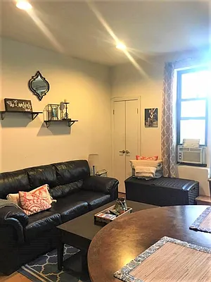 Rented by Sky Management | media 38