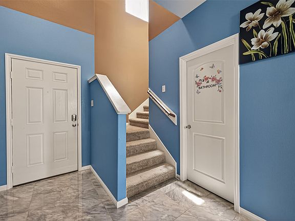 3rd image of 2085 Saras Way