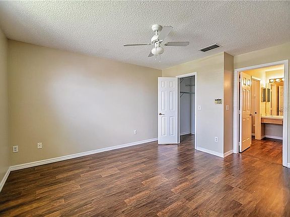 5th image of 503 Queensbridge Dr